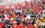 दिल्ली में लाखों मजदूरों का हल्ला बोल