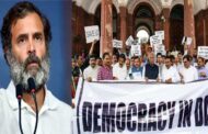 राहुल गांधी की संसद सदस्यता रद्द, विपक्ष सड़क पर
